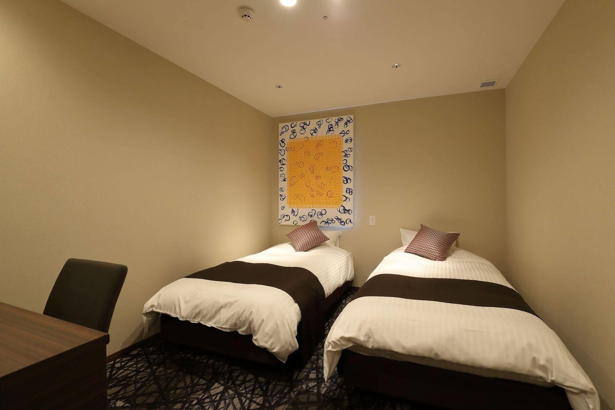 Osaka Teikoku Hotel Экстерьер фото